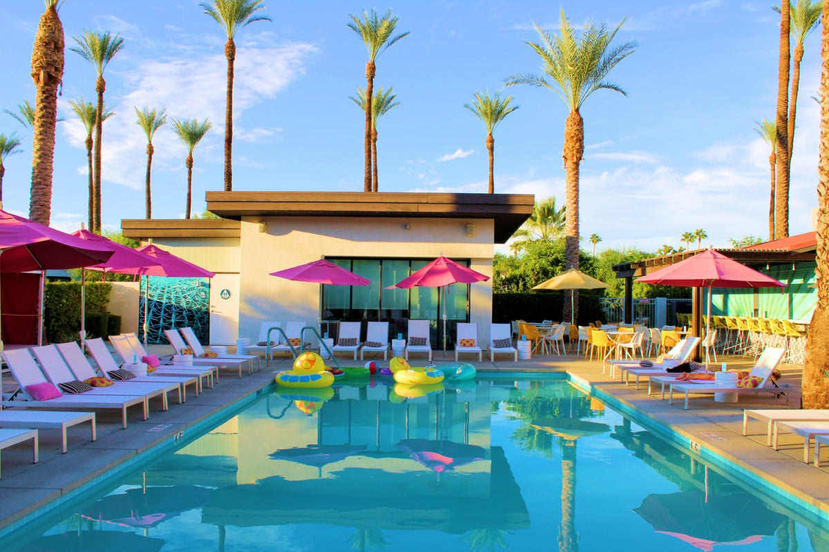 T-Shirt Weather & Classy Inns: Winter Is The Perfect Time To Visit California’s Desert Oasis